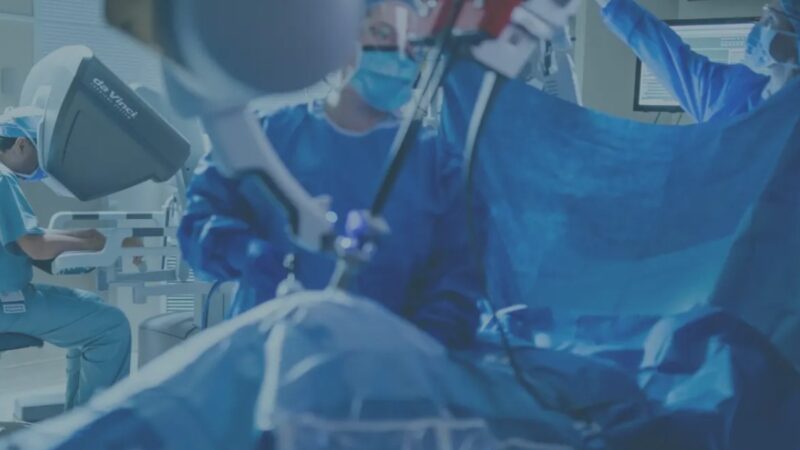Cirurgia robótica amplia acesso e aprimora tratamento do câncer de próstata