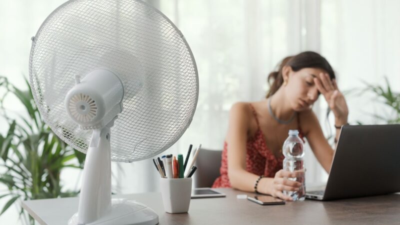 Práticas simples ajudam a reduzir conta de energia no calor