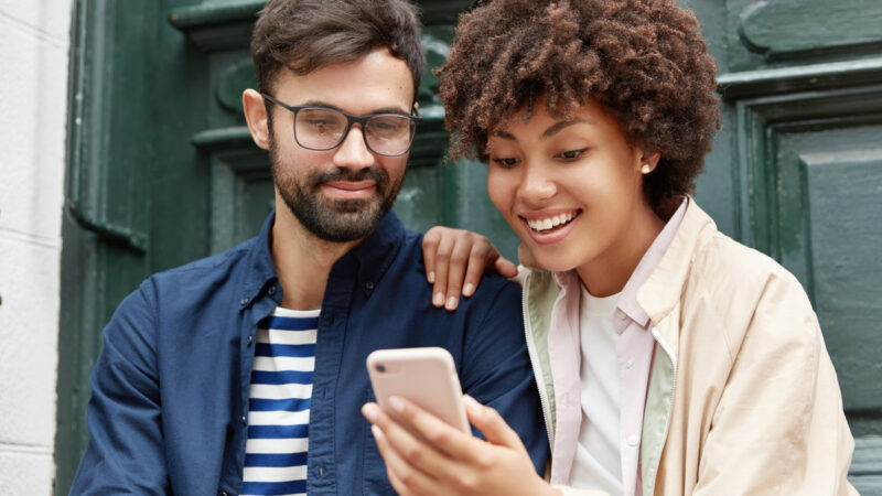 Procura por smartphones seminovos cresce entre brasileiros