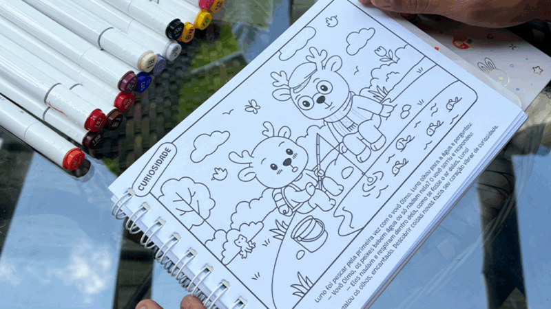 Livros de colorir unem psicologia e ludicidade infantil