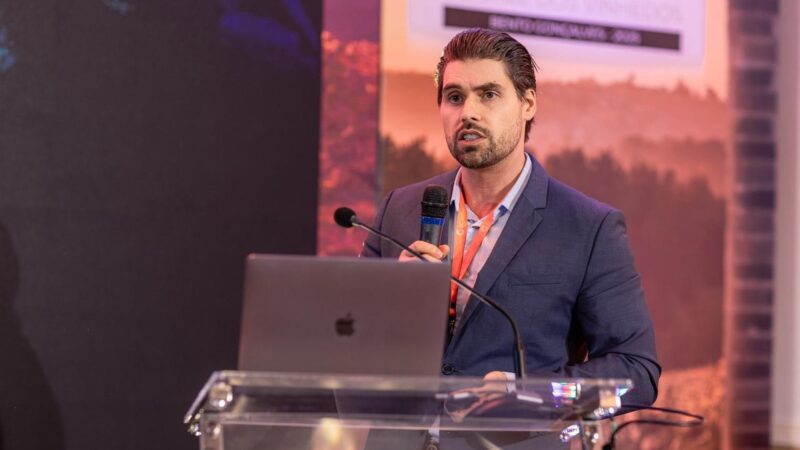 Dr. Fernando Zanol representa SC em simpósio nacional