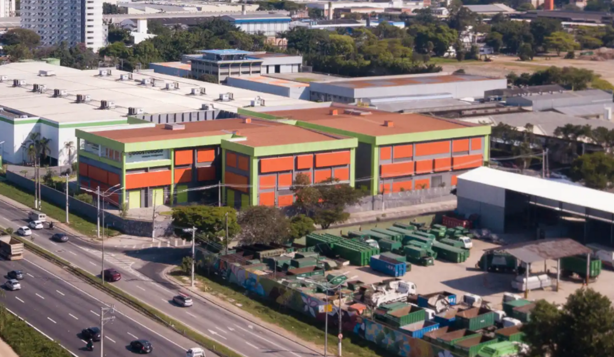 Studios crescem e aumentam procura por self storages em SP