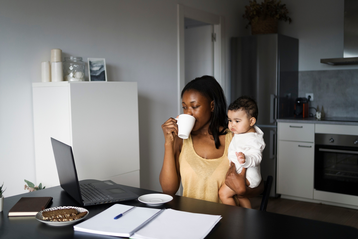 Franquias online viabilizam carreira e família para mulheres