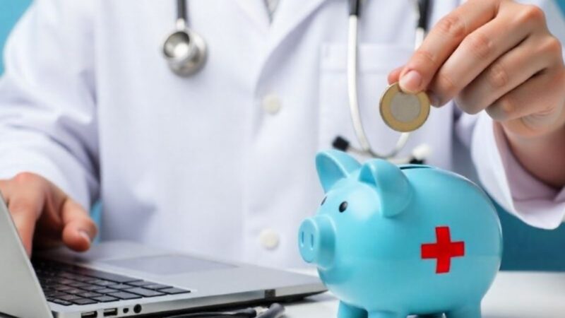 Aumentos em planos coletivos levam ANS a rever normas