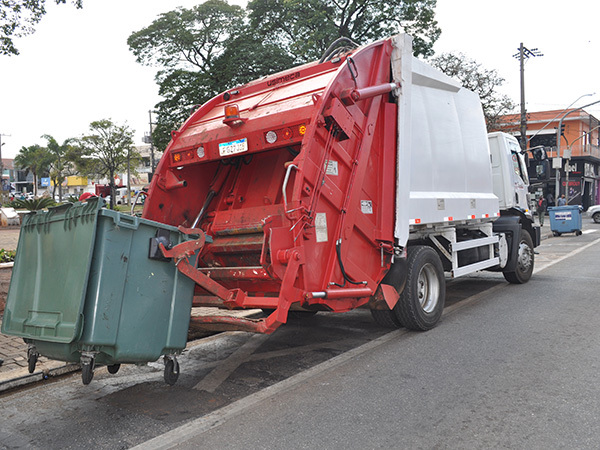 Cidades brasileiras modernizam a coleta de resíduos