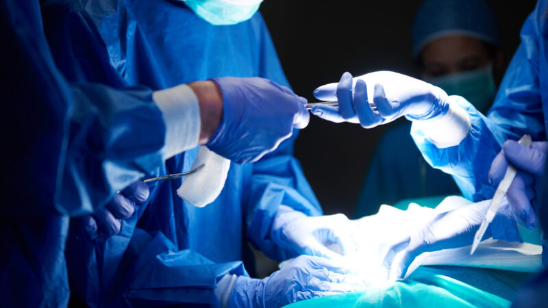 ANS altera prazo para plano de saúde liberar cirurgia