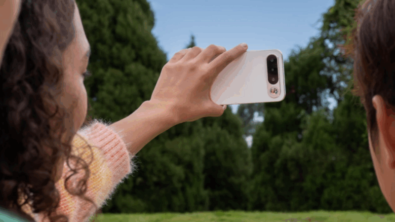 Novo realme 16 5G chega dia 20 com barra de câmera traseira