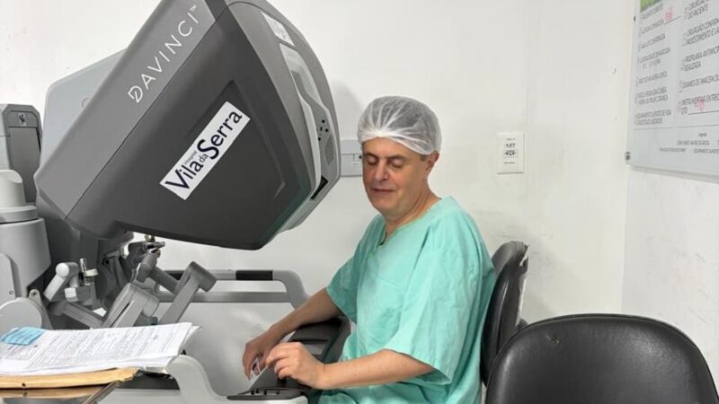Dois marcos da cirurgia robótica redefinem a saúde no Brasil