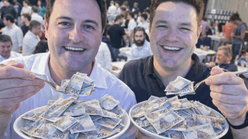 Quem bancou o jantar? Veja nomes e cifras colocam campanha de Ratinho  e Guto Silva sob suspeita