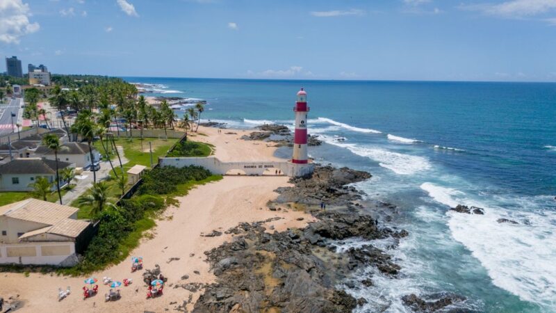 Bahia espera 180 mil turistas na temporada de cruzeiros