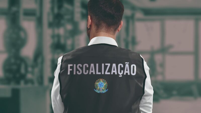 Mais de dez mil pessoas são flagradas em exercício ilegal da Educação Física