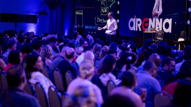 Treinador comportamental se adapta ao mercado de trabalho