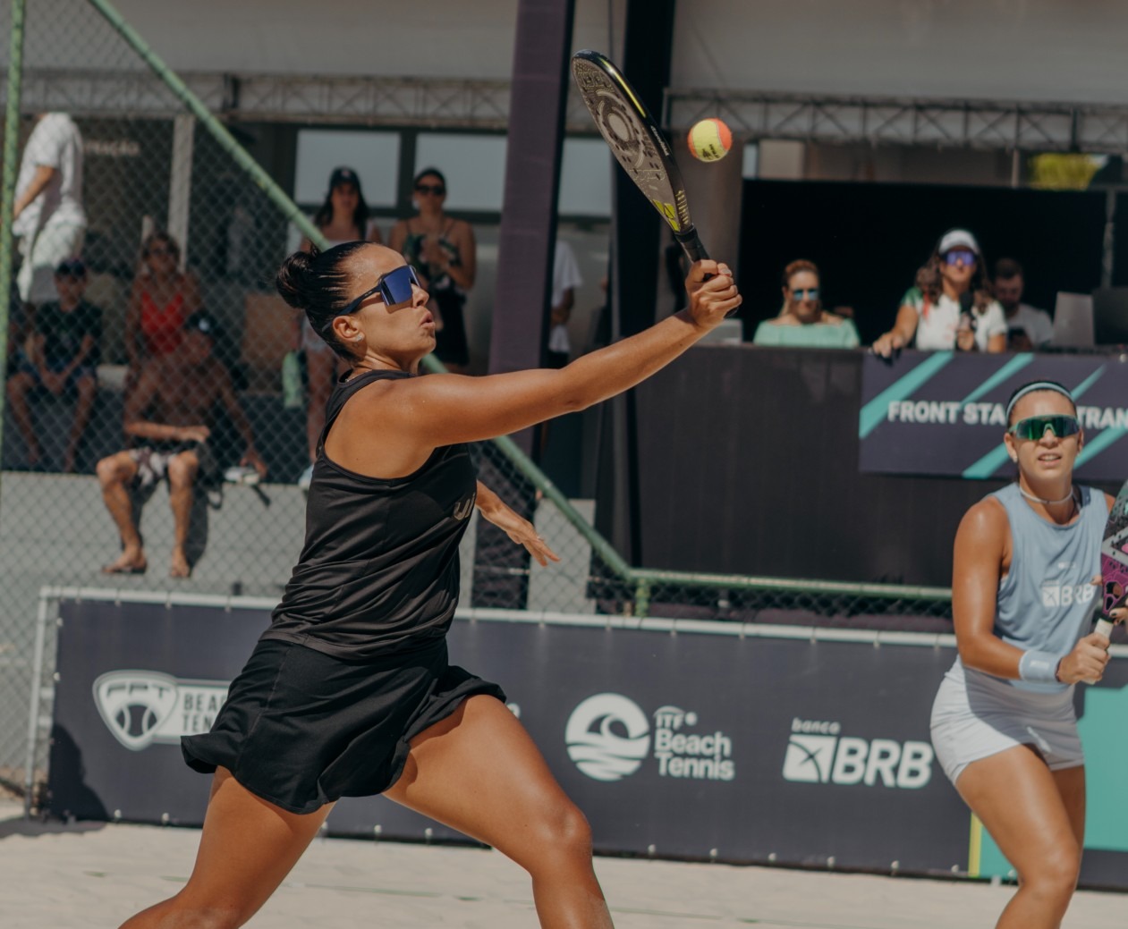 A maringaense Isadora Simões é campeã em Campinas e ergue a nona conquista da carreira