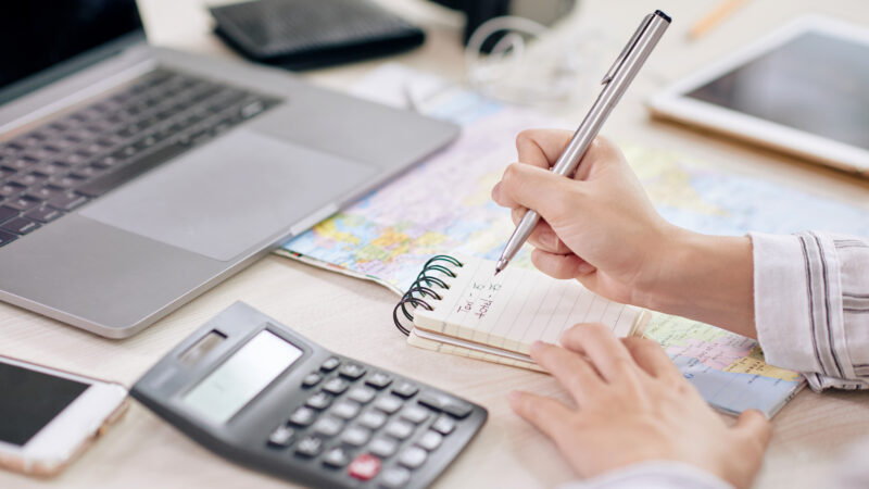 Fim da informalidade nos aluguéis: Reforma Tributária promete apertar cerco a proprietários a partir de 2026 