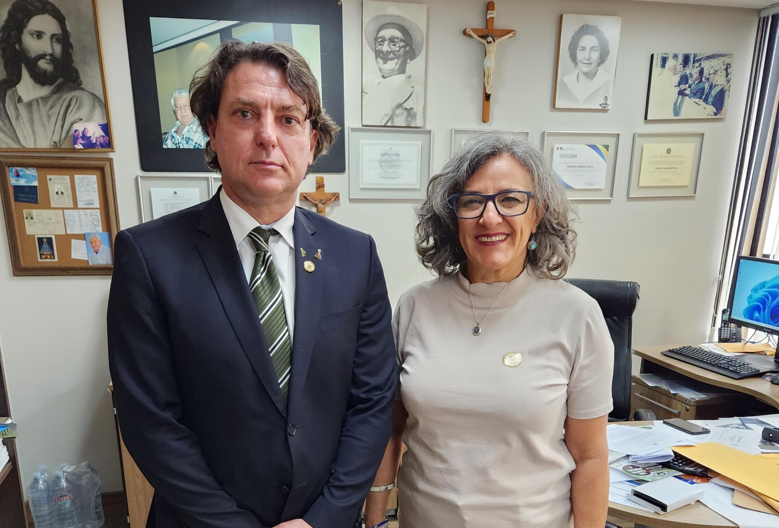 Professora Ana Lúcia e Dep. Anibelli Neto discutem aliança para eleições de 2024