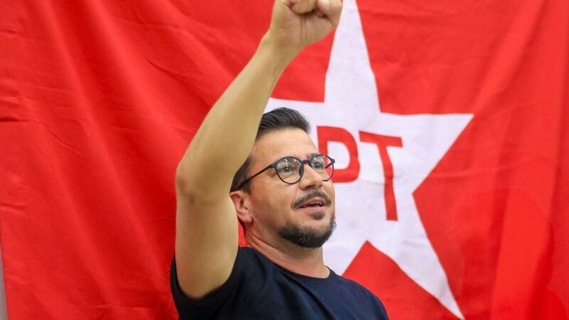 Arilson é reeleito presidente do PT-PR no segundo turno do PED