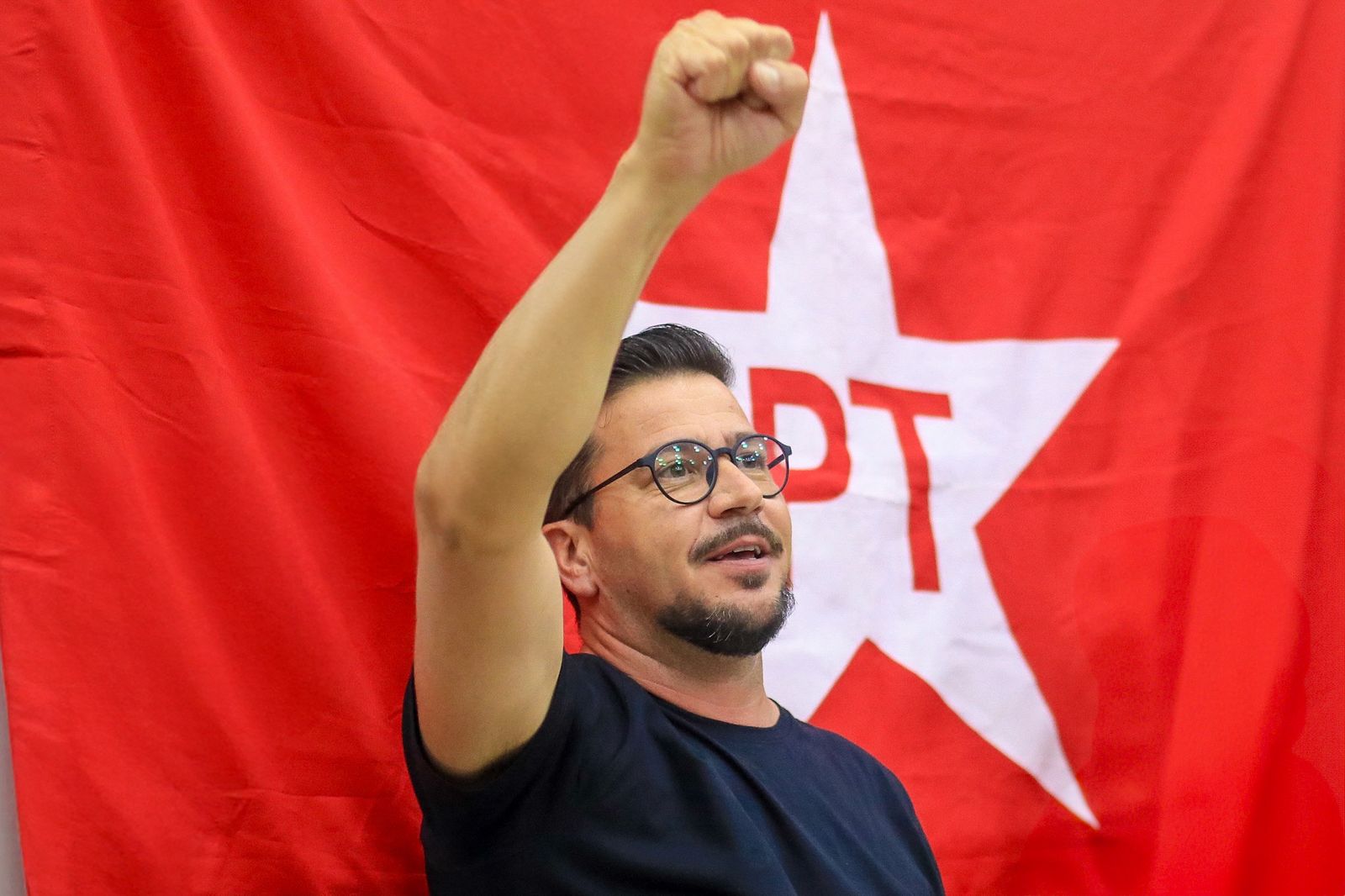 Arilson é reeleito presidente do PT-PR no segundo turno do PED