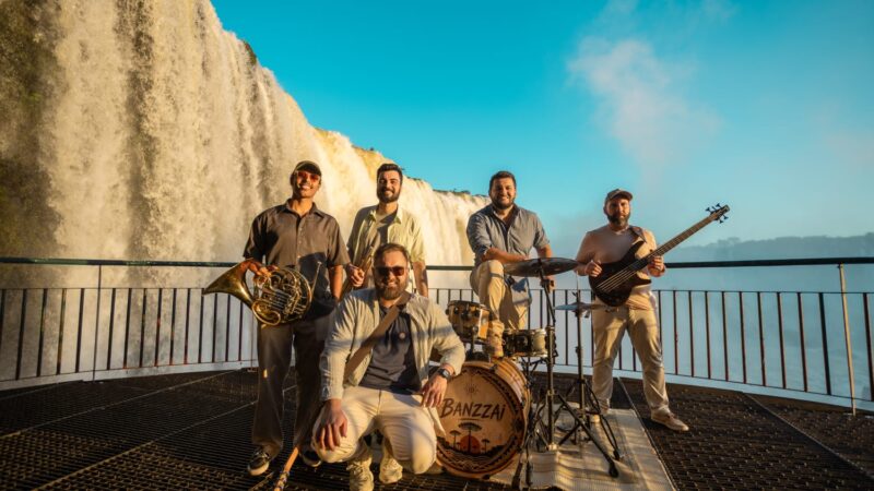 Banda maringaense Banzzai lança novo álbum “Paraná” nesta segunda-feira no Luzamor