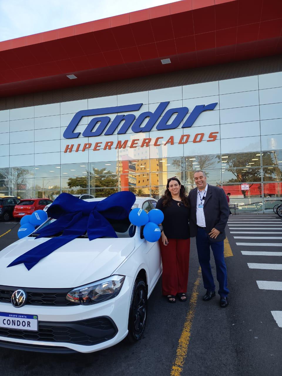 Chegou chegando: Moradora nova em Maringá fatura carro zero no sorteio do Condor!