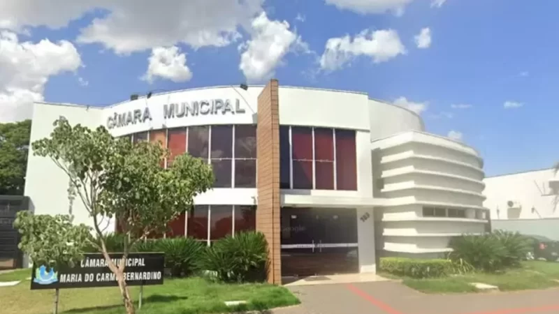 MP impõe TAC e obriga Câmara de Paiçandu a extinguir cargos e cortar gratificações ilegais