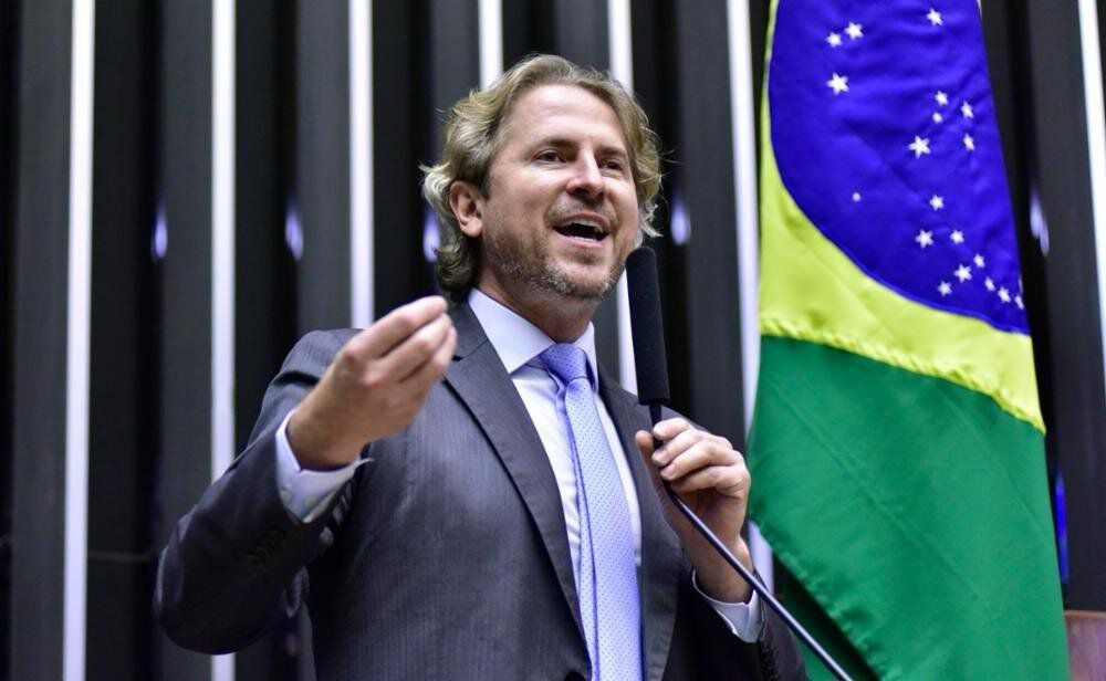 Extremistas querem fechar Congresso Nacional, diz Zeca Dirceu