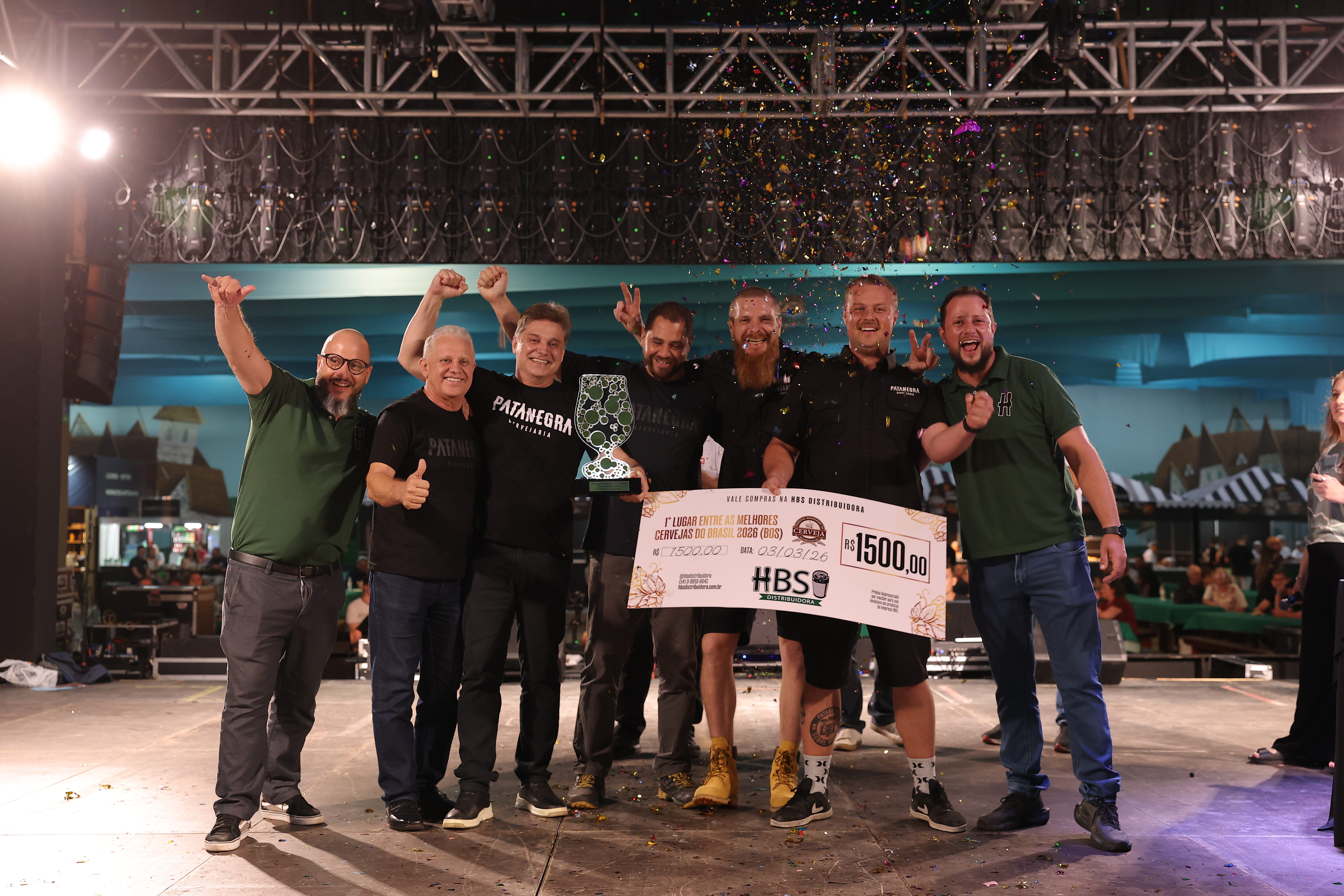 Cervejaria do Paraná tem a melhor cerveja do país e os três melhores rótulos do Concurso Brasileiro de Cervejas são de estilos brasileiros da bebida