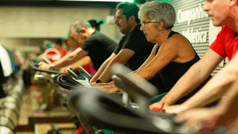 Conheça os exercícios que realmente transformam a vida após os 60