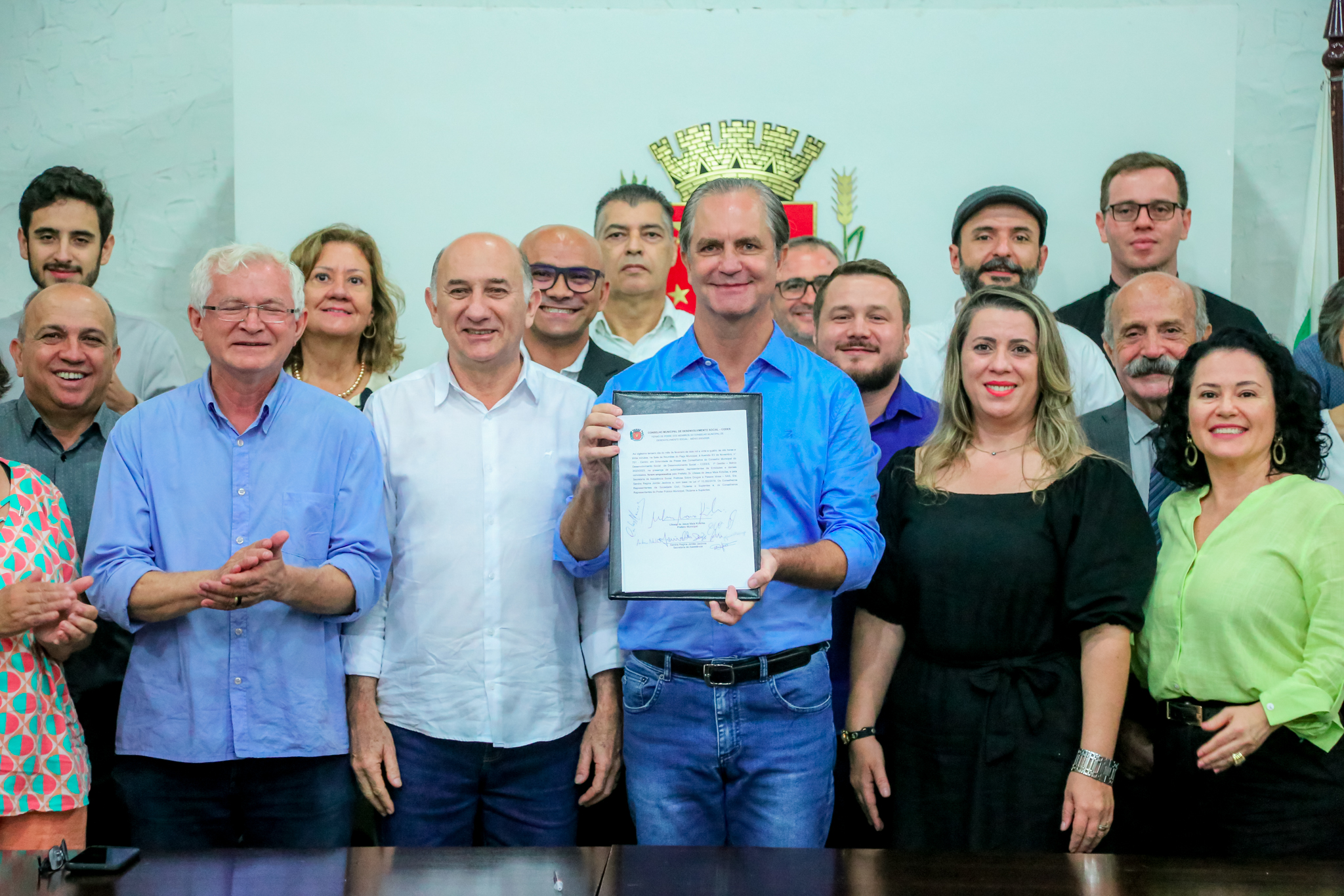 Gestão Ulisses Maia/Scabora  empossa membros do Conselho Municipal de Desenvolvimento Social