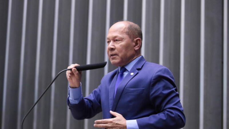 Deputado Coronel Chrisóstomo(PL) evoca 1964 e pede ação das Forças Armadas após operação contra Bolsonaro