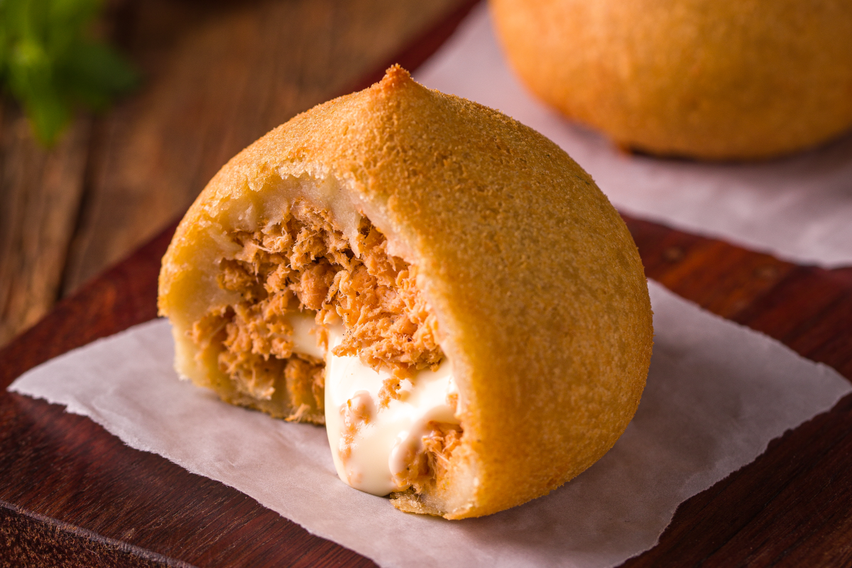 Coxinha dos Postos Pelanda avança para a final do Prêmio Bom Gourmet 2026 e busca o heptacampeonato