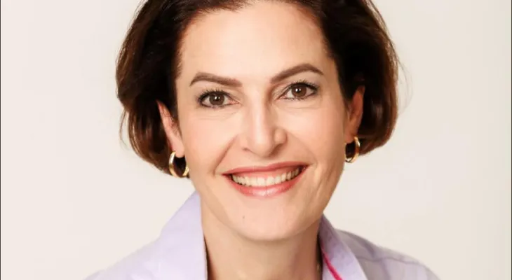 Jornalista e pré-candidata ao Senado pelo Paraná pede ao STF autorização para entrevistar Jair Bolsonaro