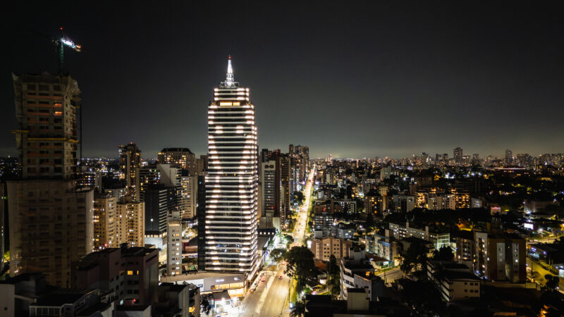 Curitiba mantém ritmo forte no mercado imobiliário de luxo no 2º trimestre de 2025