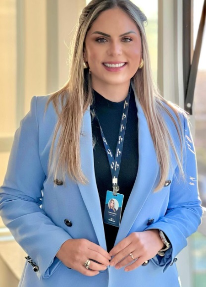 Sexta-feira de festa para Daniela Estafor