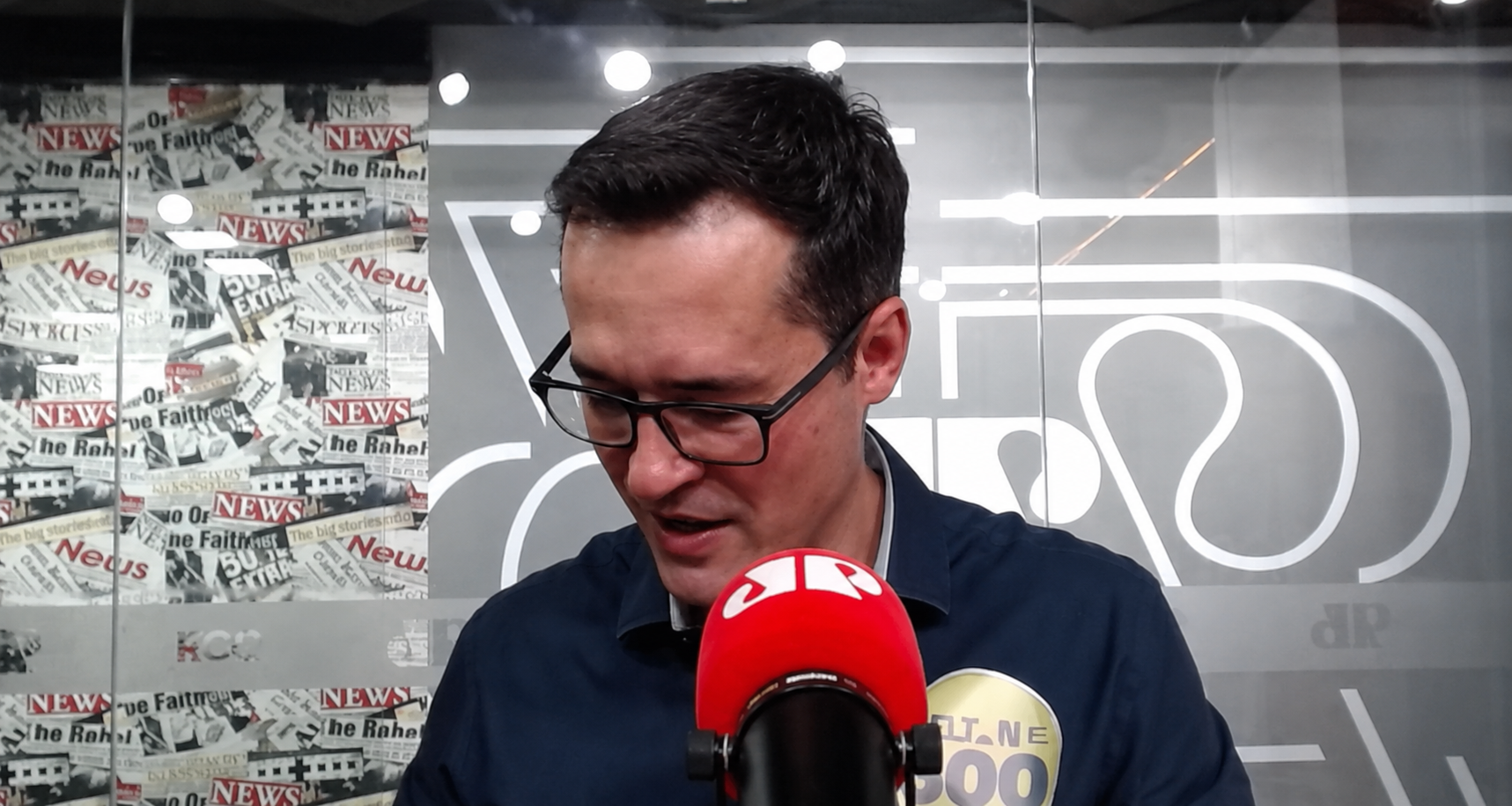 Da “picaretagem do PowerPoint” à colinha: que pancada, hein, Edivaldo Magro?