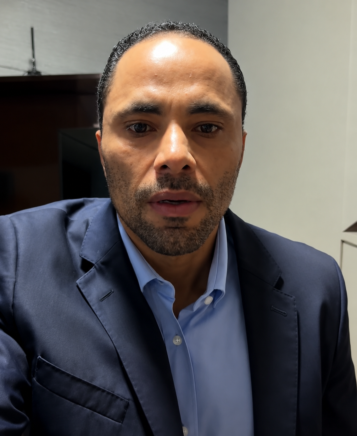 Do Carmo desafia direção do Podemos e mantém fidelidade ao grupo de Ratinho Junior