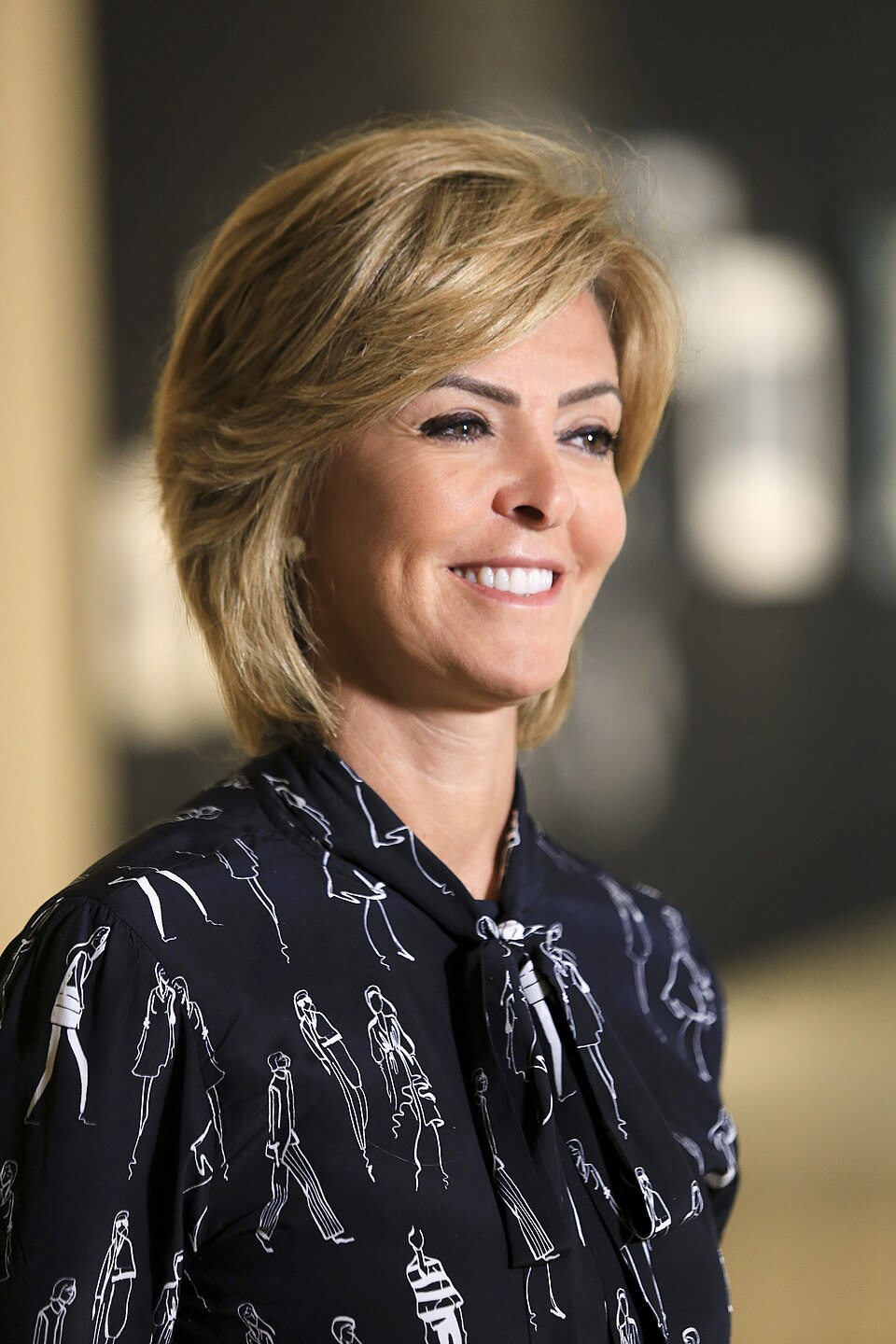 Retorno de Fernanda Richa aos palcos políticos agita bastidores em Curitiba