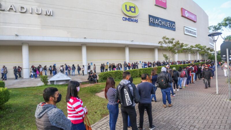 Com foco na Black Friday e Natal, Palladium Curitiba realiza Mutirão de Empregos com mais de 60 lojas