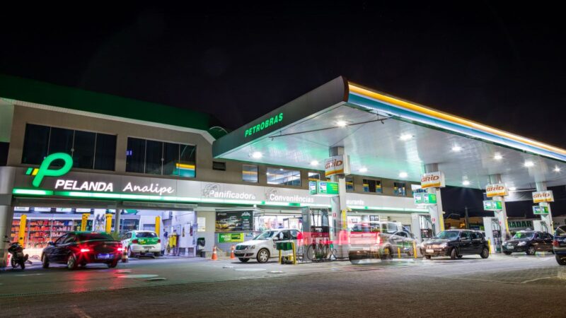Postos nas estradas ampliam serviços e se tornam pontos de apoio para motoristas e viajantes