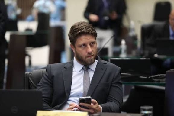 O movimento decisivo de Requião Filho: Se você não prestou atenção, ficará de fora em 2026