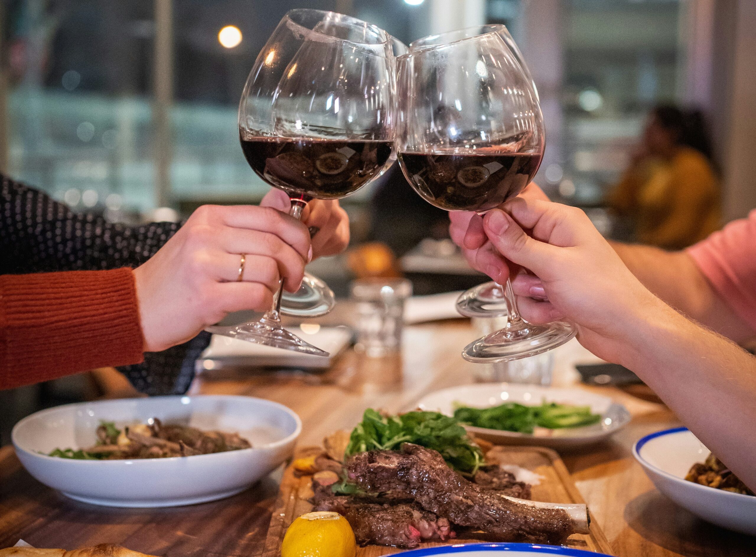 22 vinhos para se despedir do inverno e aproveitar as últimas noites frescas