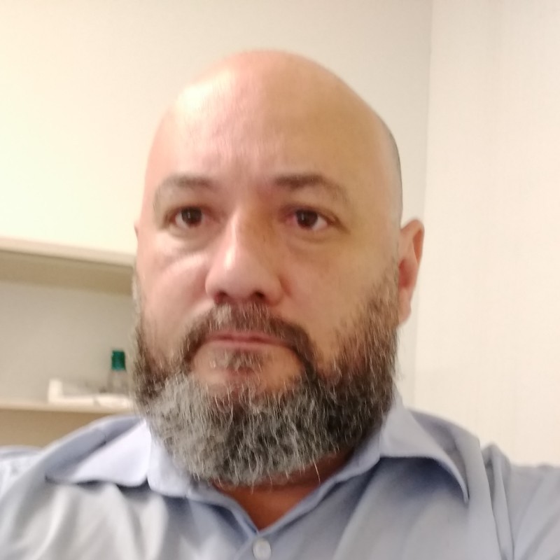 O Alto Preço do Protecionismo: Como as Tarifas de Trump e a Crise da Laranja Agravaram o Custo de Vida nos EUA