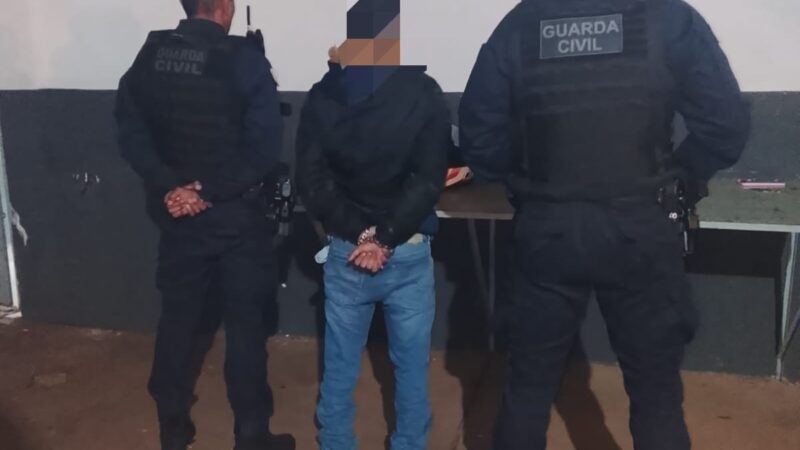 Perseguição, queda e cocaína: madrugada agitada termina com prisão em Maringá