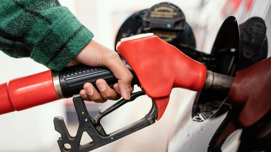 Litro da gasolina comercializado na Região Sul reduz 1,88% e média é a mais baixa do País, aponta Edenred Ticket Log