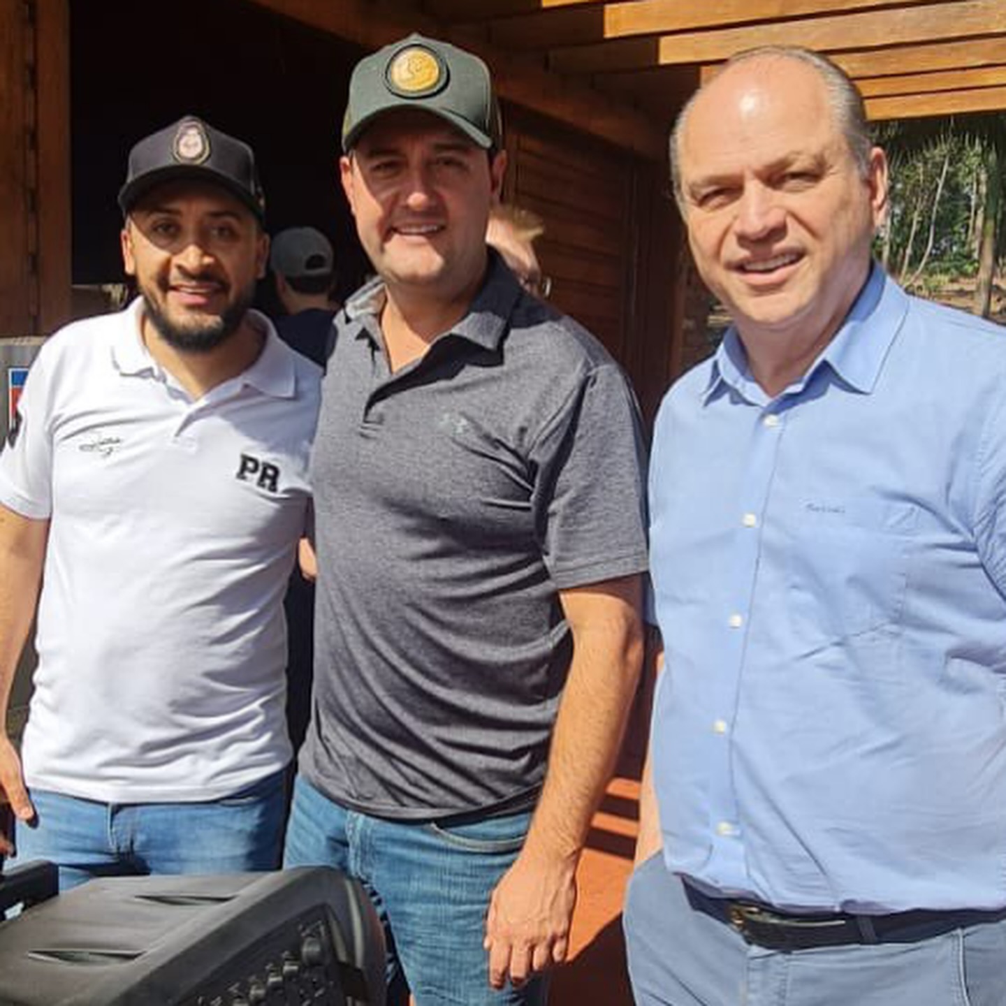 Ricardo Barros tira foto com o governador e queima o filme de Silvio Barros?