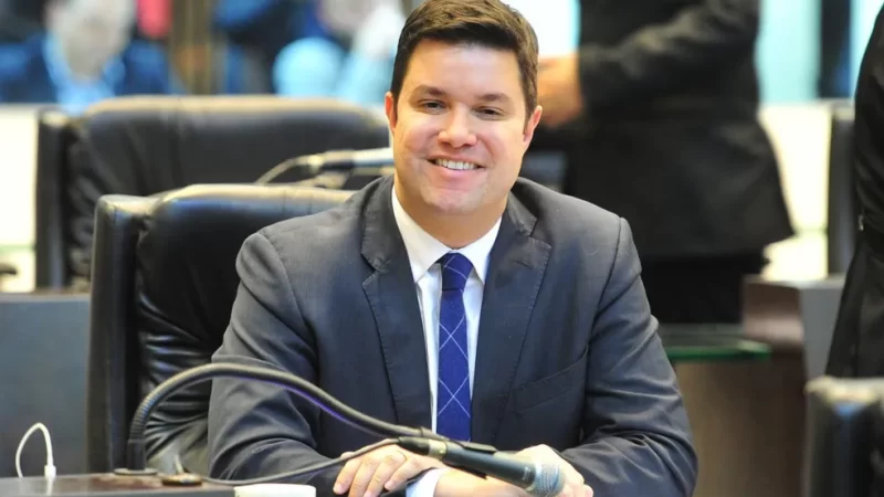 Guto Silva vai responder às suspeitas envolvendo o programa Olho Vivo sobre suposta propina de R$ 100 milhões?