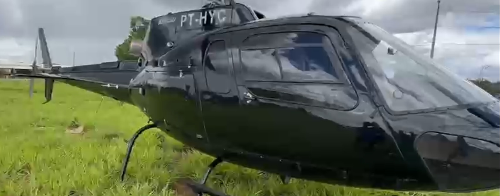 Monitoramento aéreo: helicóptero da PF acompanha passo a passo caminhada de Nikolas?