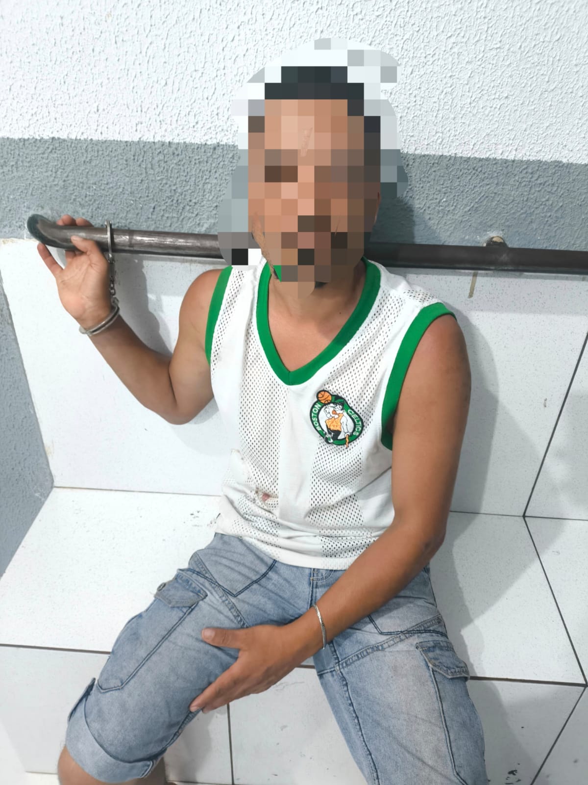 GCM de Maringá detem homem após causar tumulto em supermercado na Zona Sete