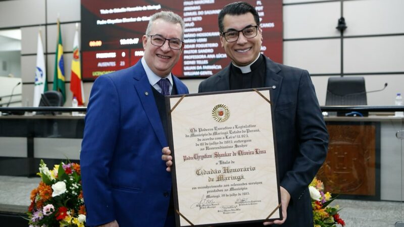 Câmara homenageia Padre Chrystian Shankar com o Título de Cidadão Honorário