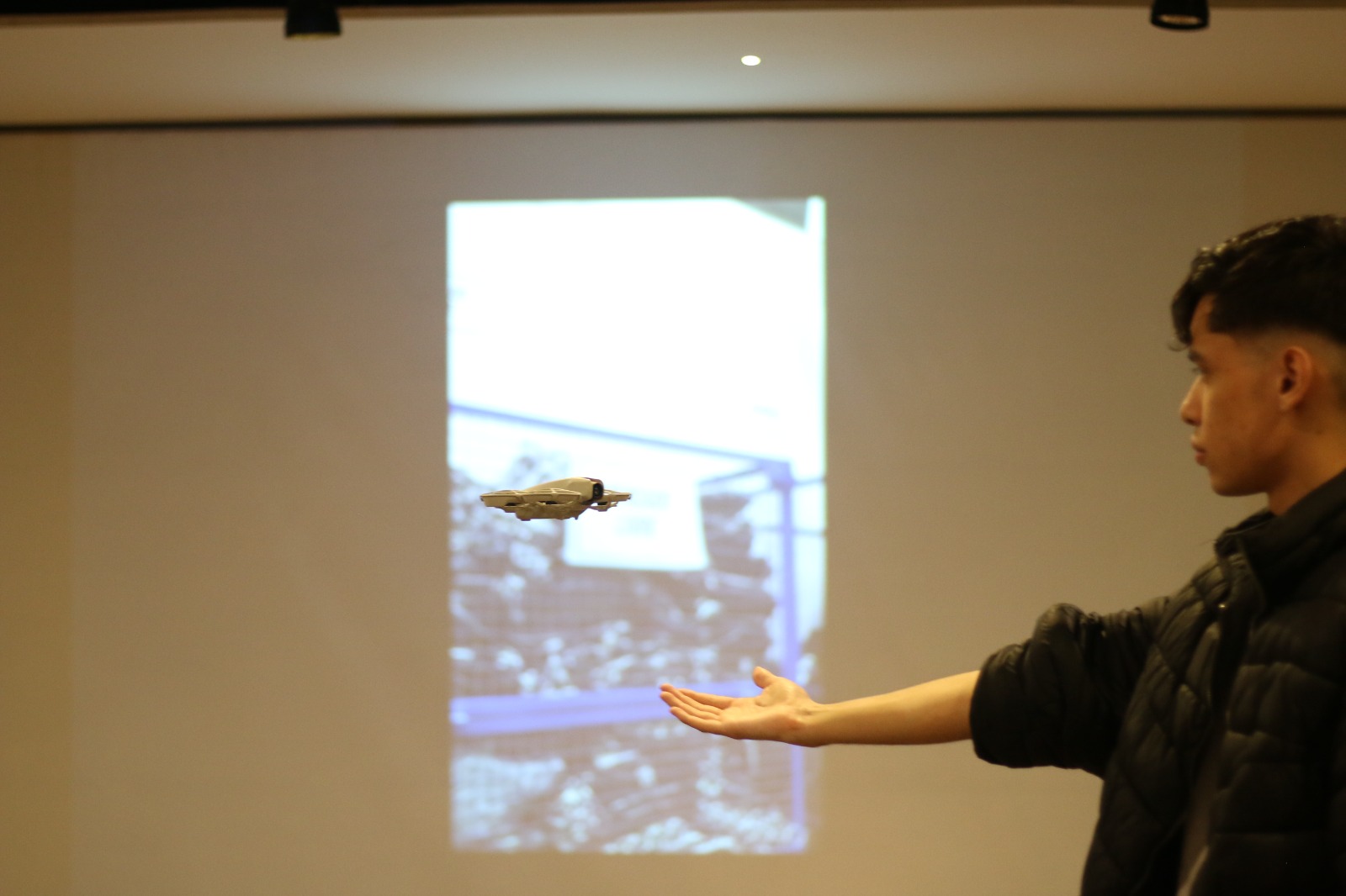 UniCuritiba promove 2ª Feira de Empregabilidade