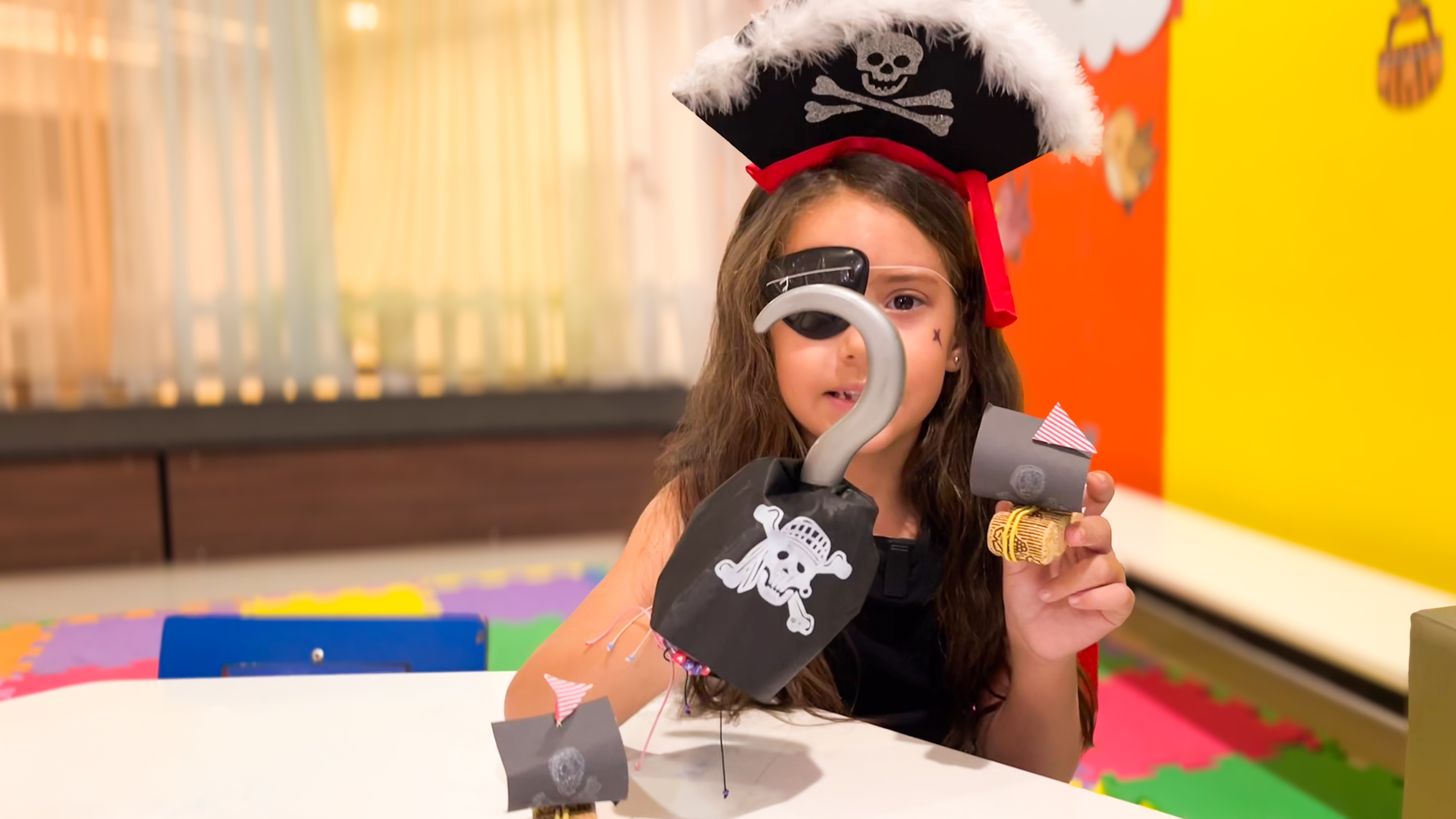 Férias no Ventura Shopping têm programação gratuita para crianças com temática “Pequenos Piratas”